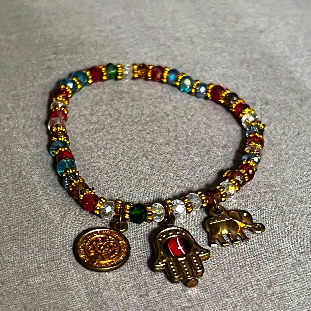 Stretchy colorful bracelet